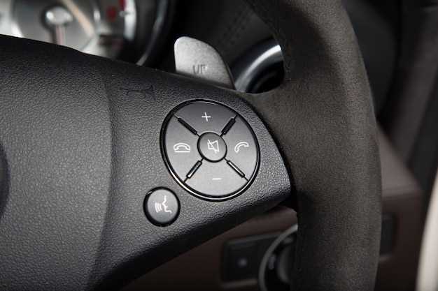 Практические советы по использованию и настройке кнопок на руле Nissan Qashqai 2013